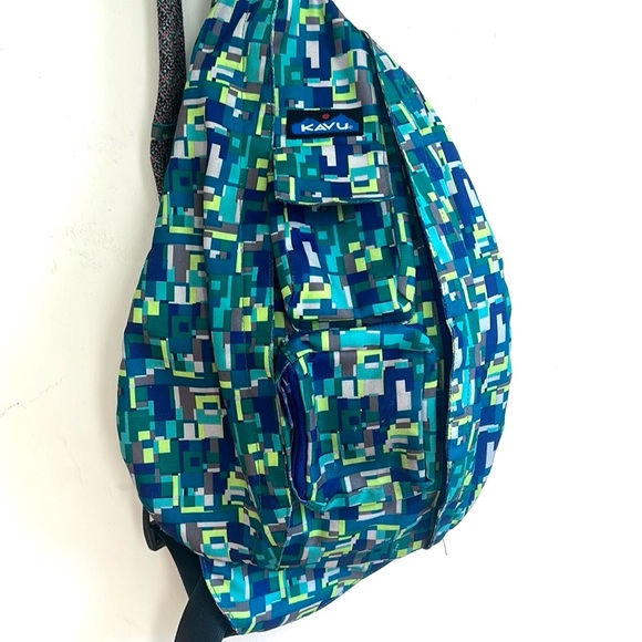 Kavu Geometric Rope Sling Nylon Block Print Backpack Crossbody Backpack EUC - Picture 4 of 13